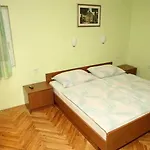 Plazibat
