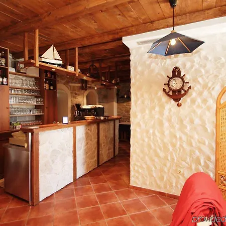 Plazibat Πανσιόν