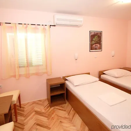 Plazibat Stobreč