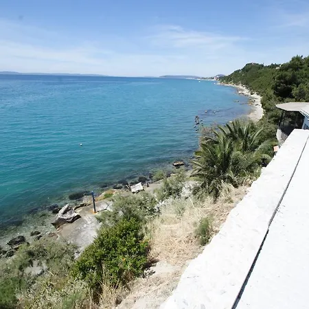 Πανσιόν Plazibat Stobreč